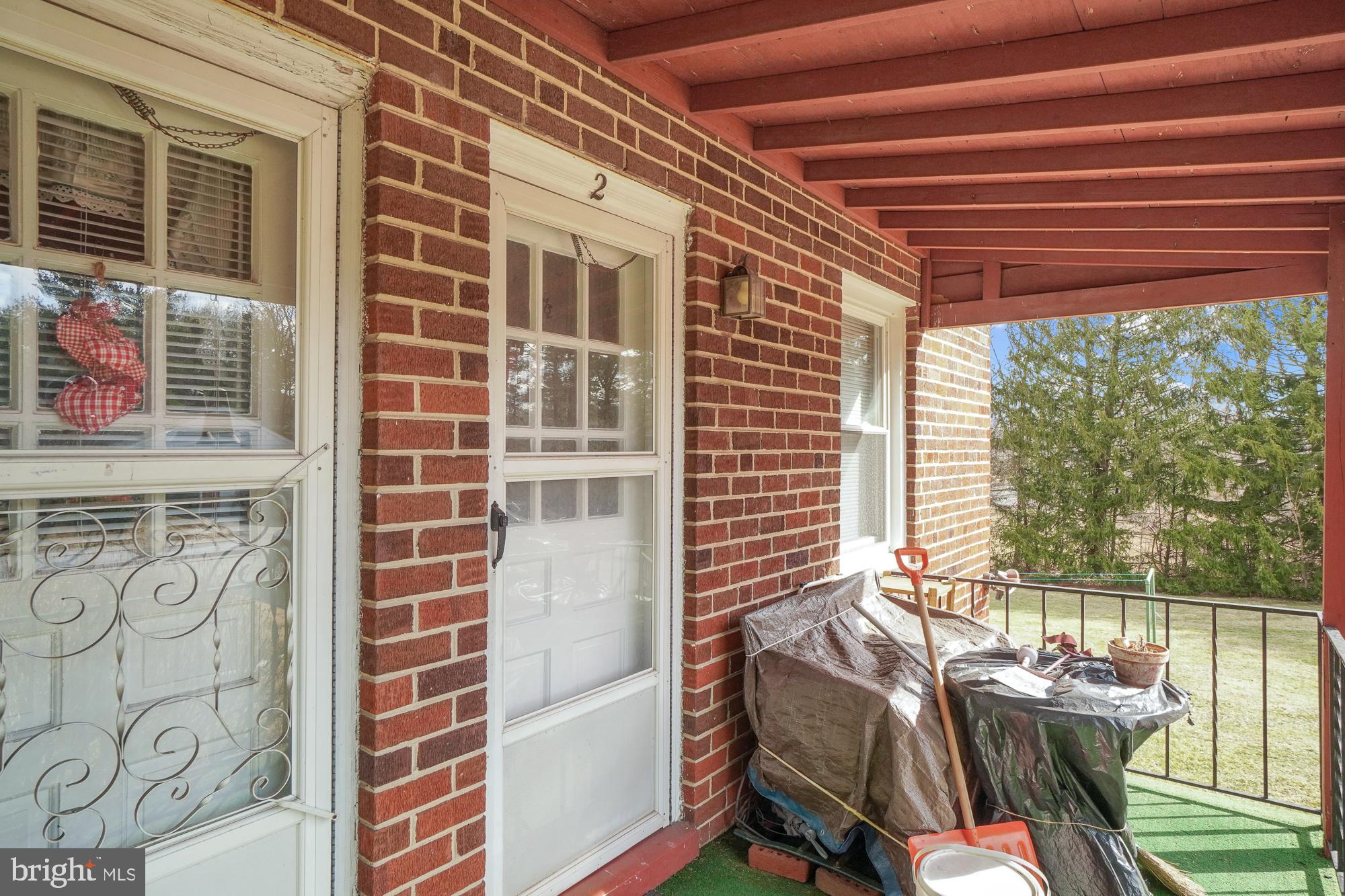 DAMASCUS MANOR - Residential Income