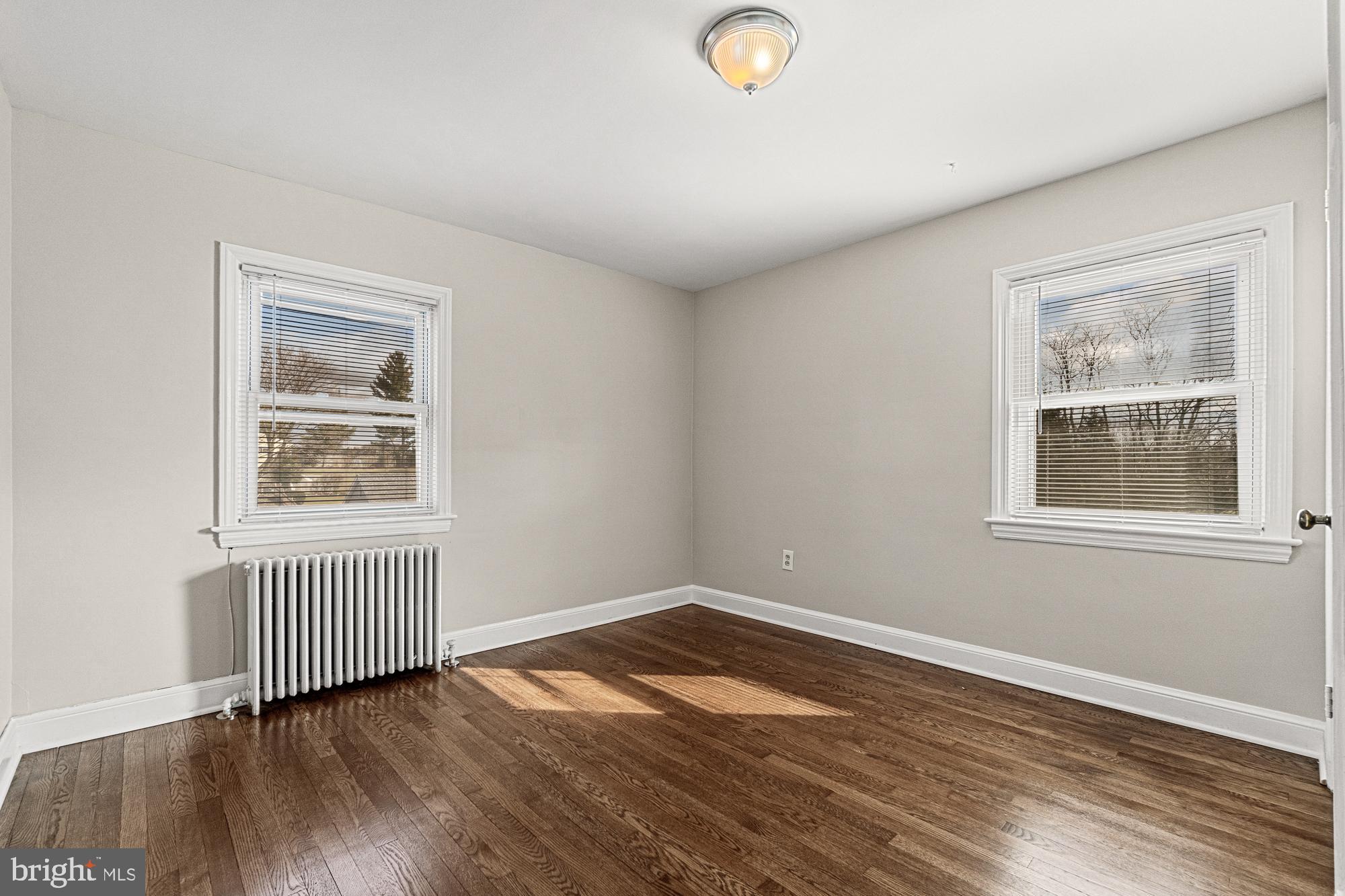 DAMASCUS MANOR - Residential Income