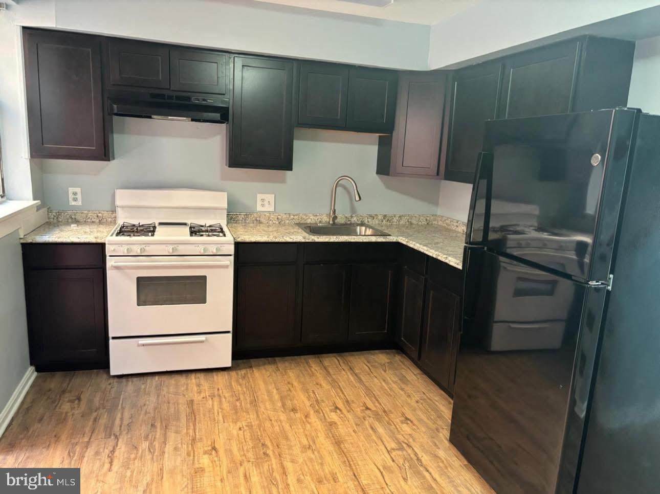 638 SOUTH PACA 2404866494