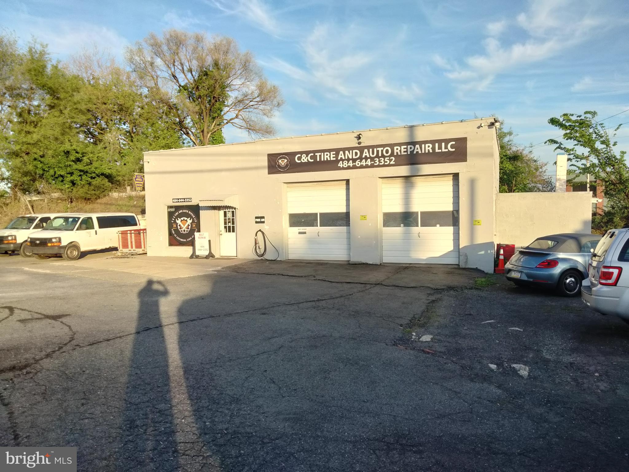 1060 W HIGH STREET
