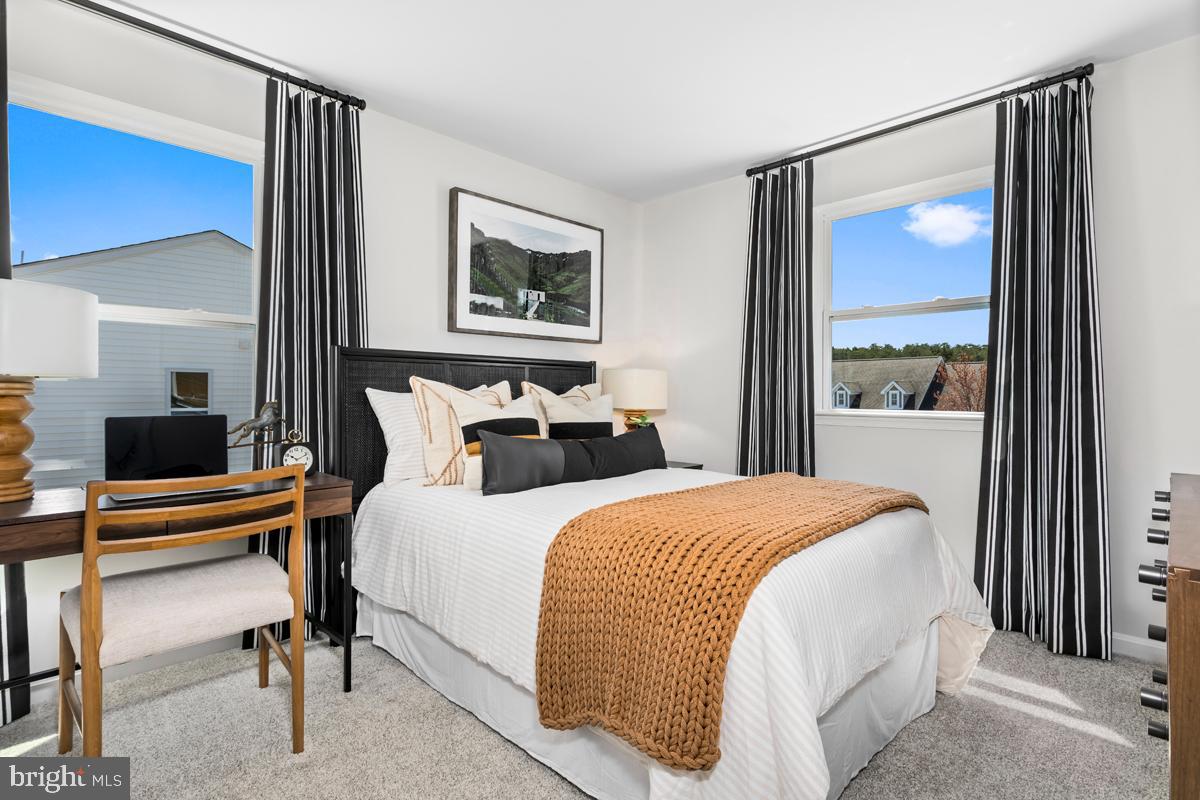 SOUTH BROOK - Residential