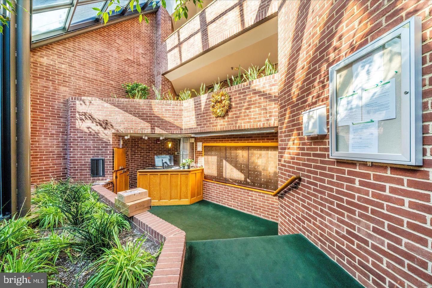 1080 WISCONSIN AVENUE NW 503W