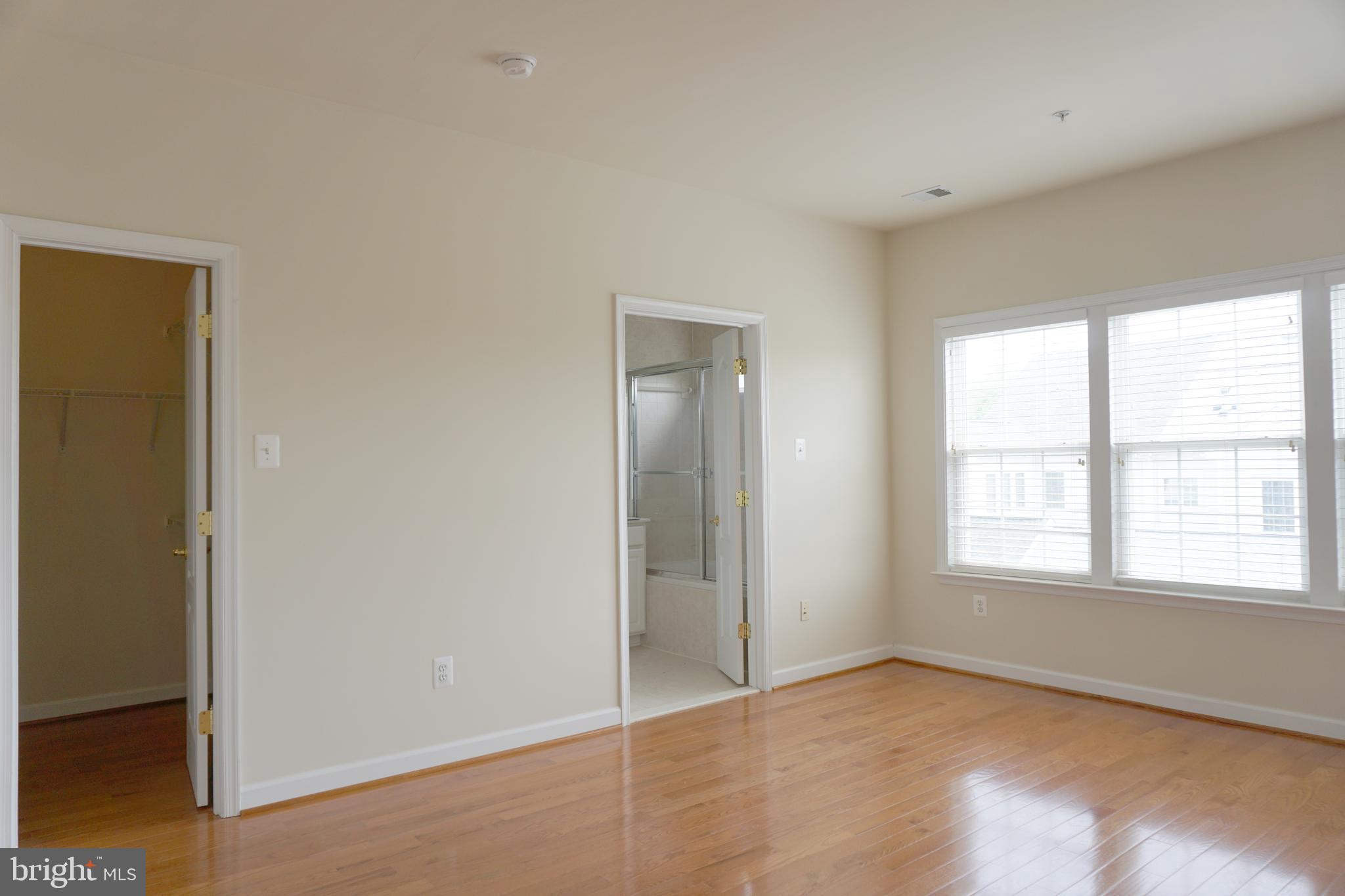 KING FARM - Residential Lease