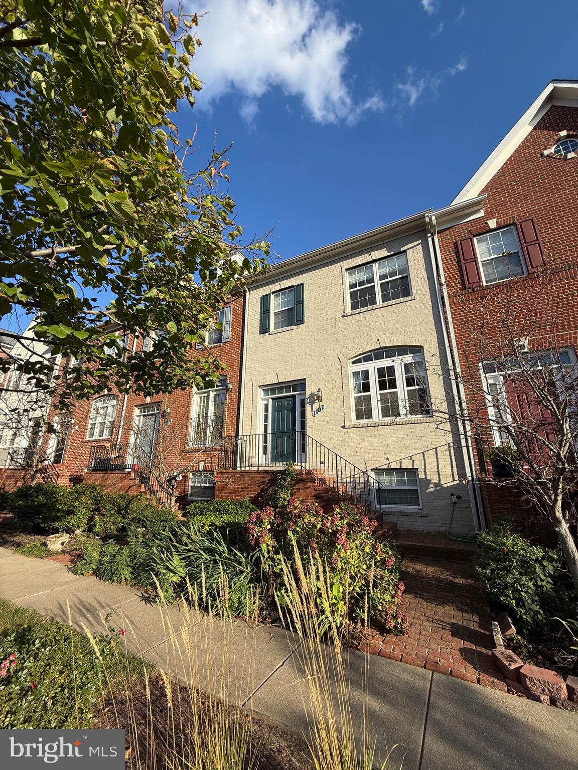 KING FARM - Residential Lease