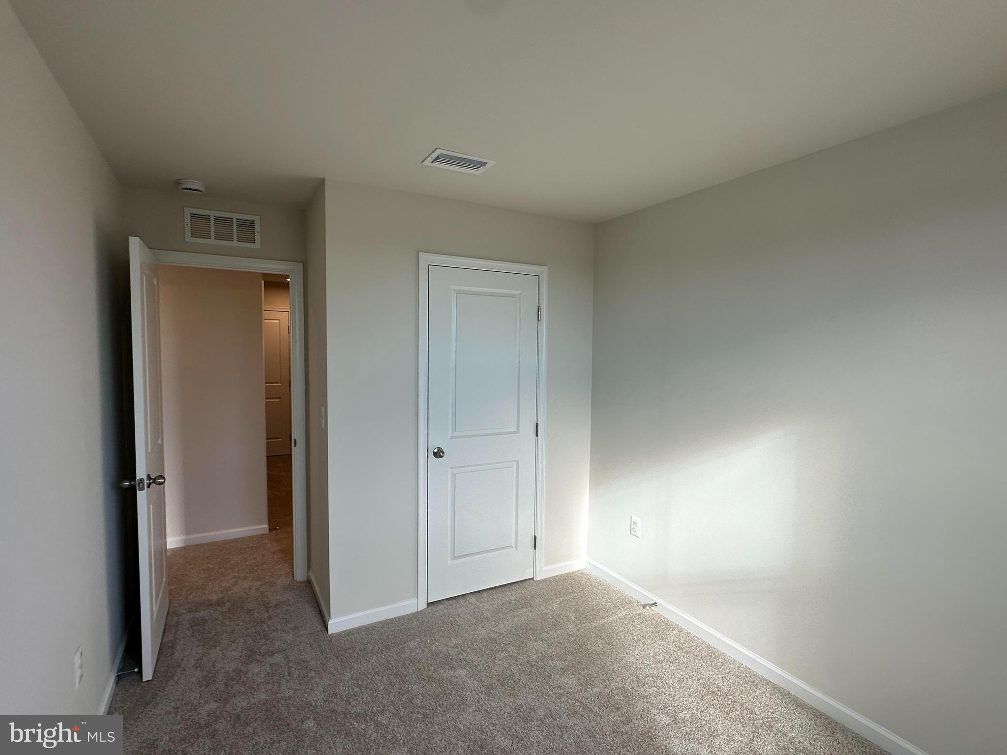 LAUREL PARK - Residential Lease