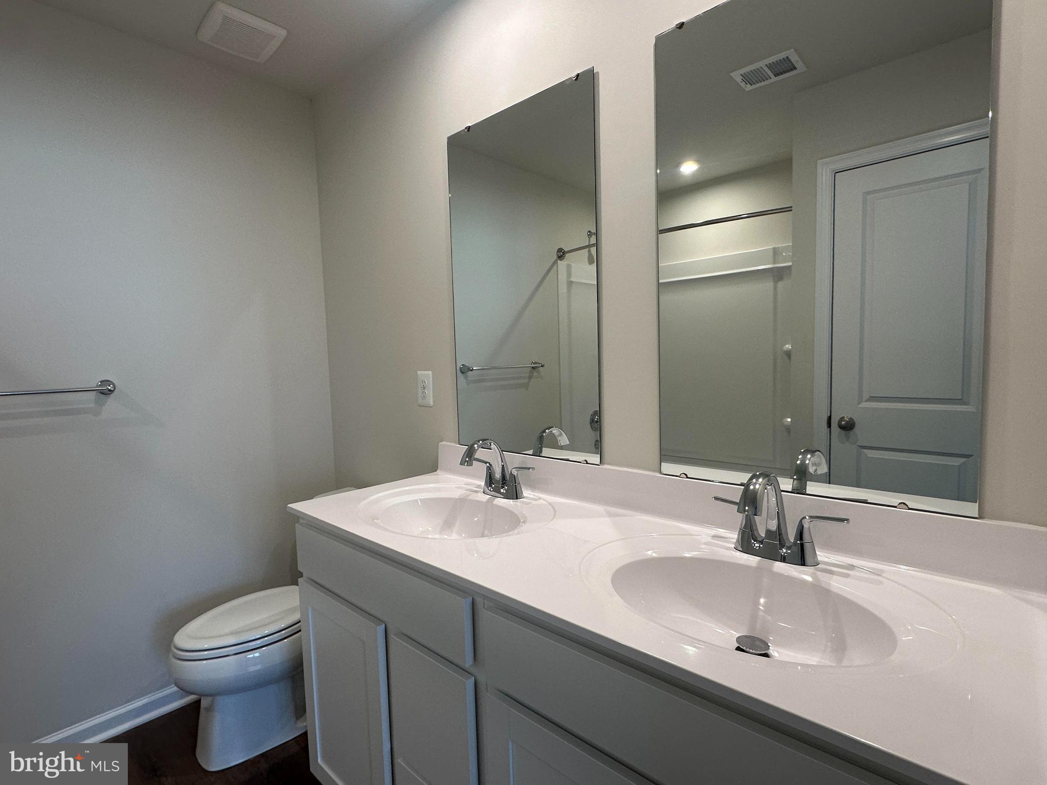 LAUREL PARK - Residential Lease