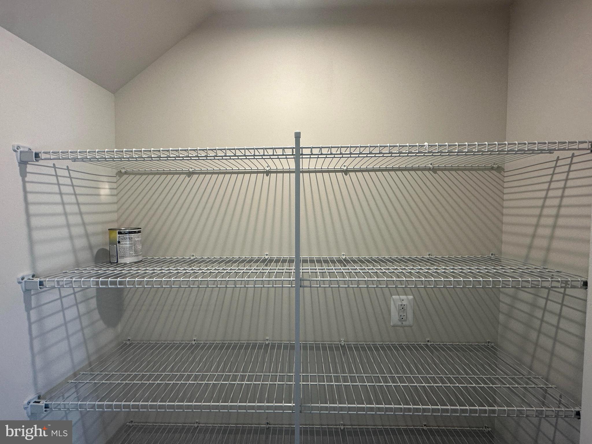 LAUREL PARK - Residential Lease