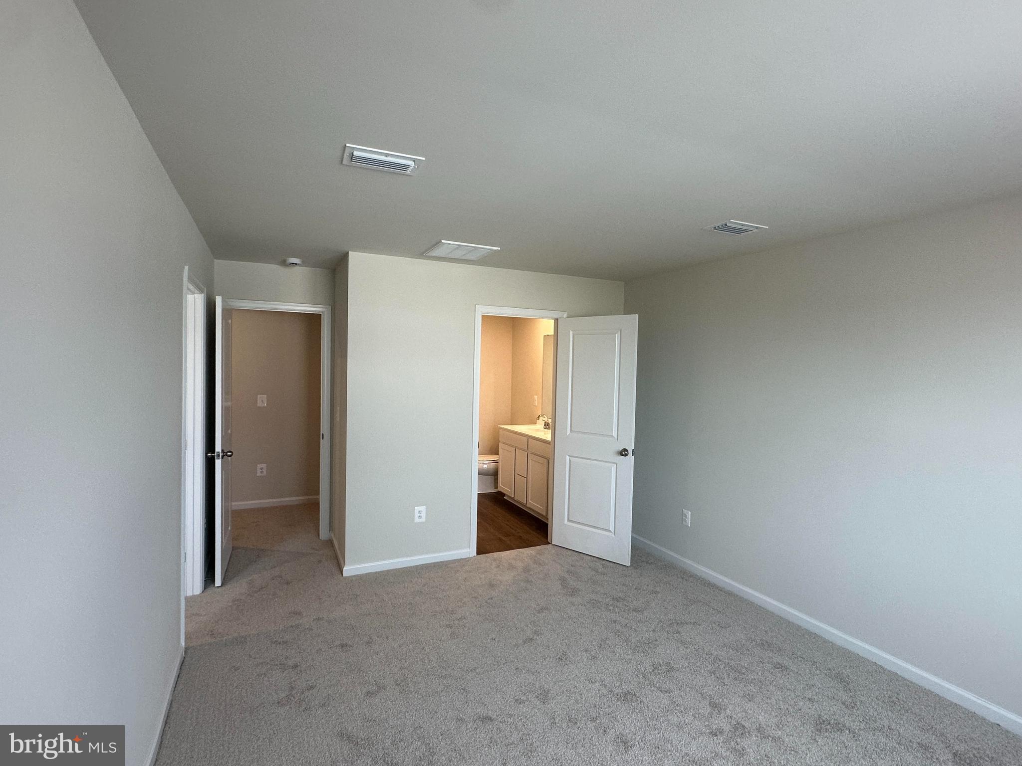 LAUREL PARK - Residential Lease