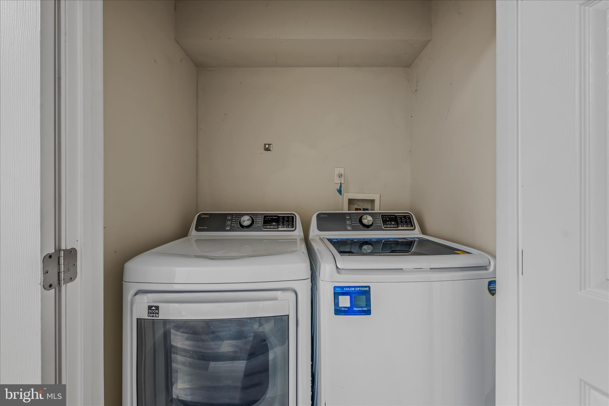 COUNTY GREEN - Residential Lease