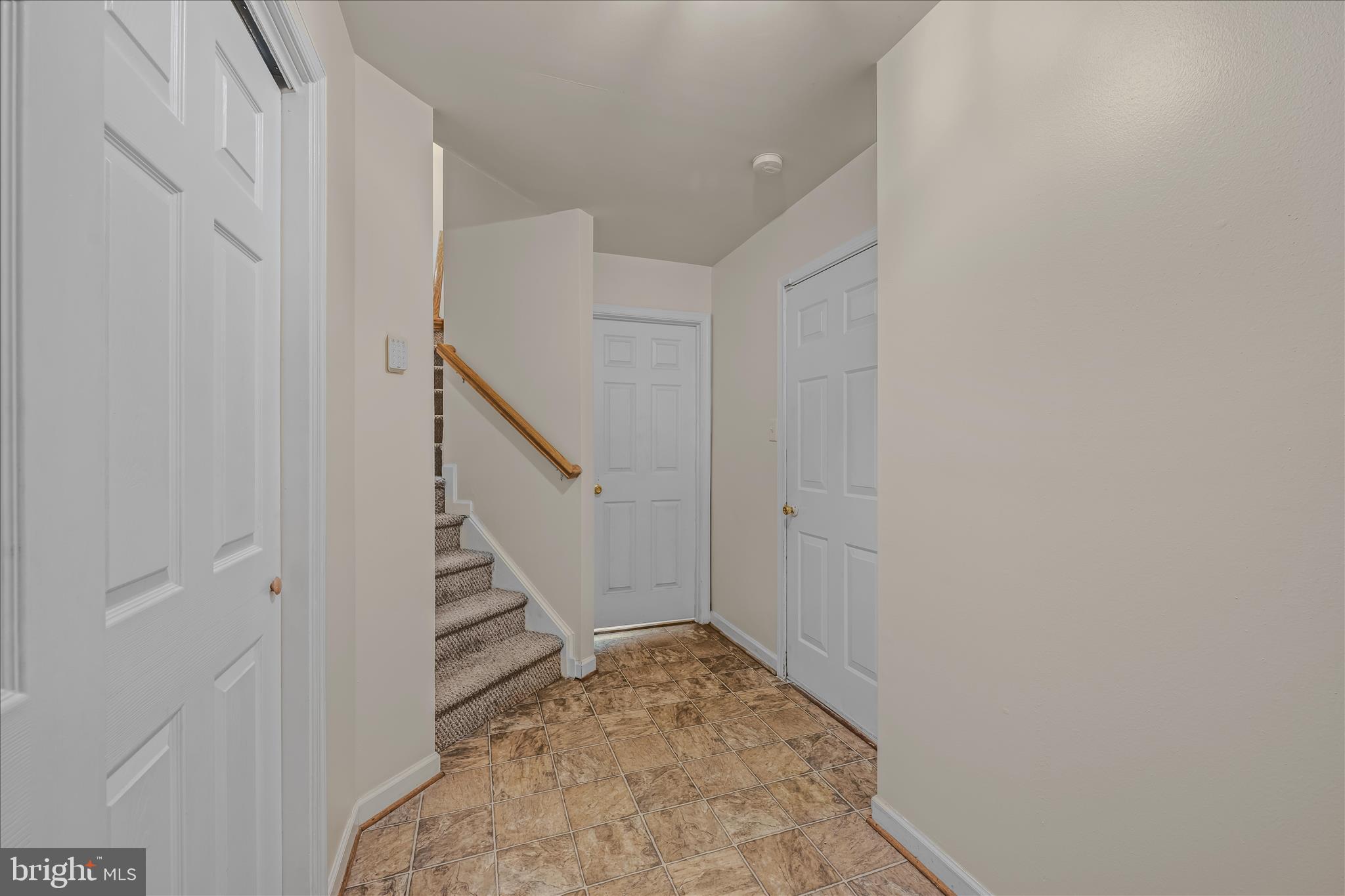 COUNTY GREEN - Residential Lease