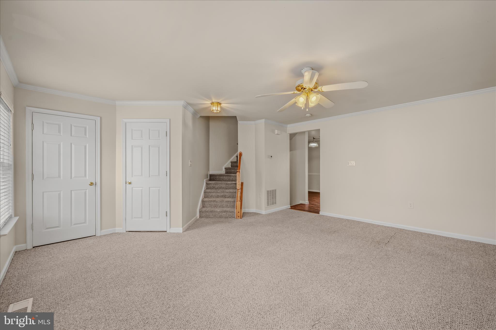 COUNTY GREEN - Residential Lease