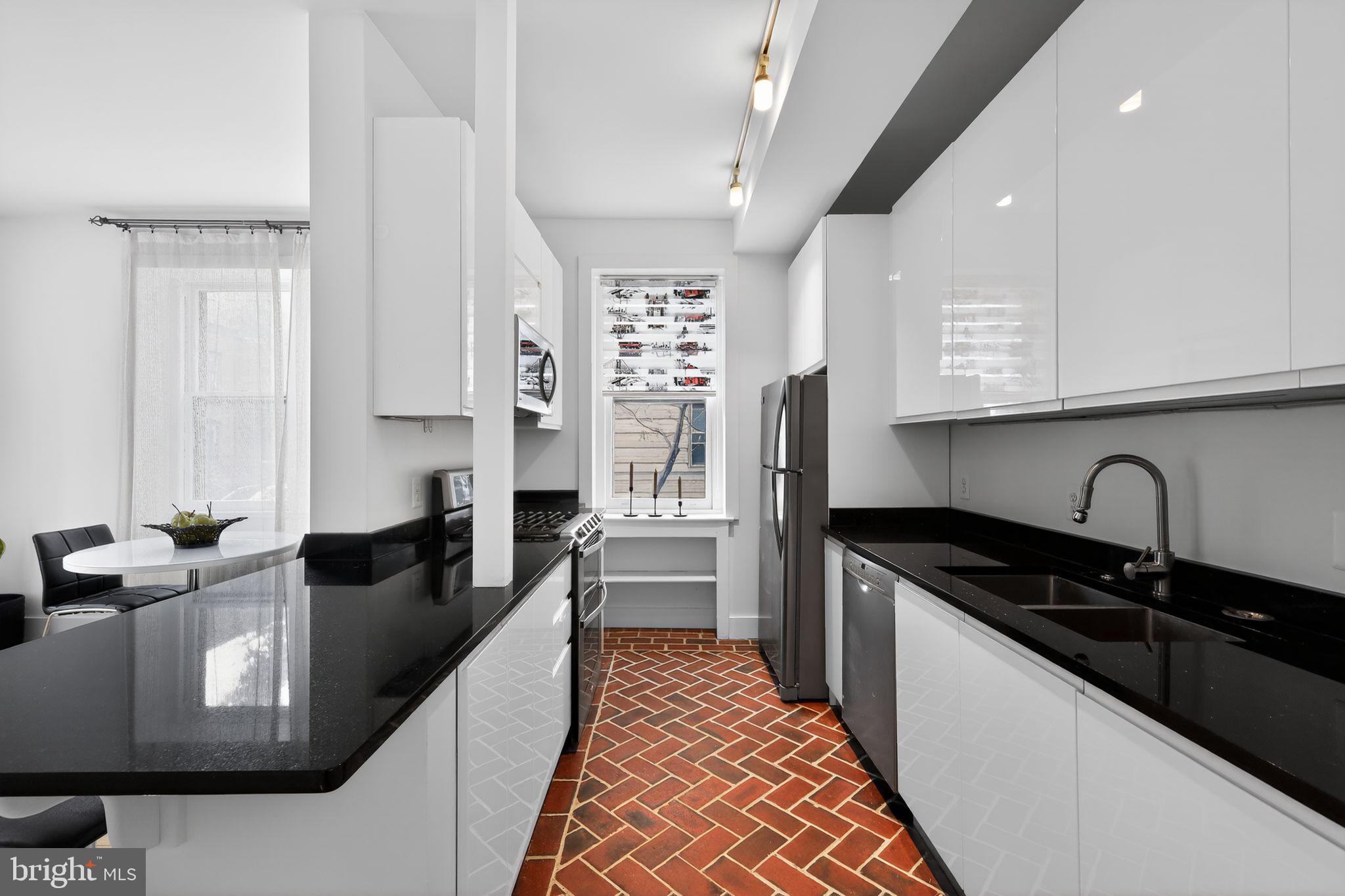 1725 17TH STREET NW 114
