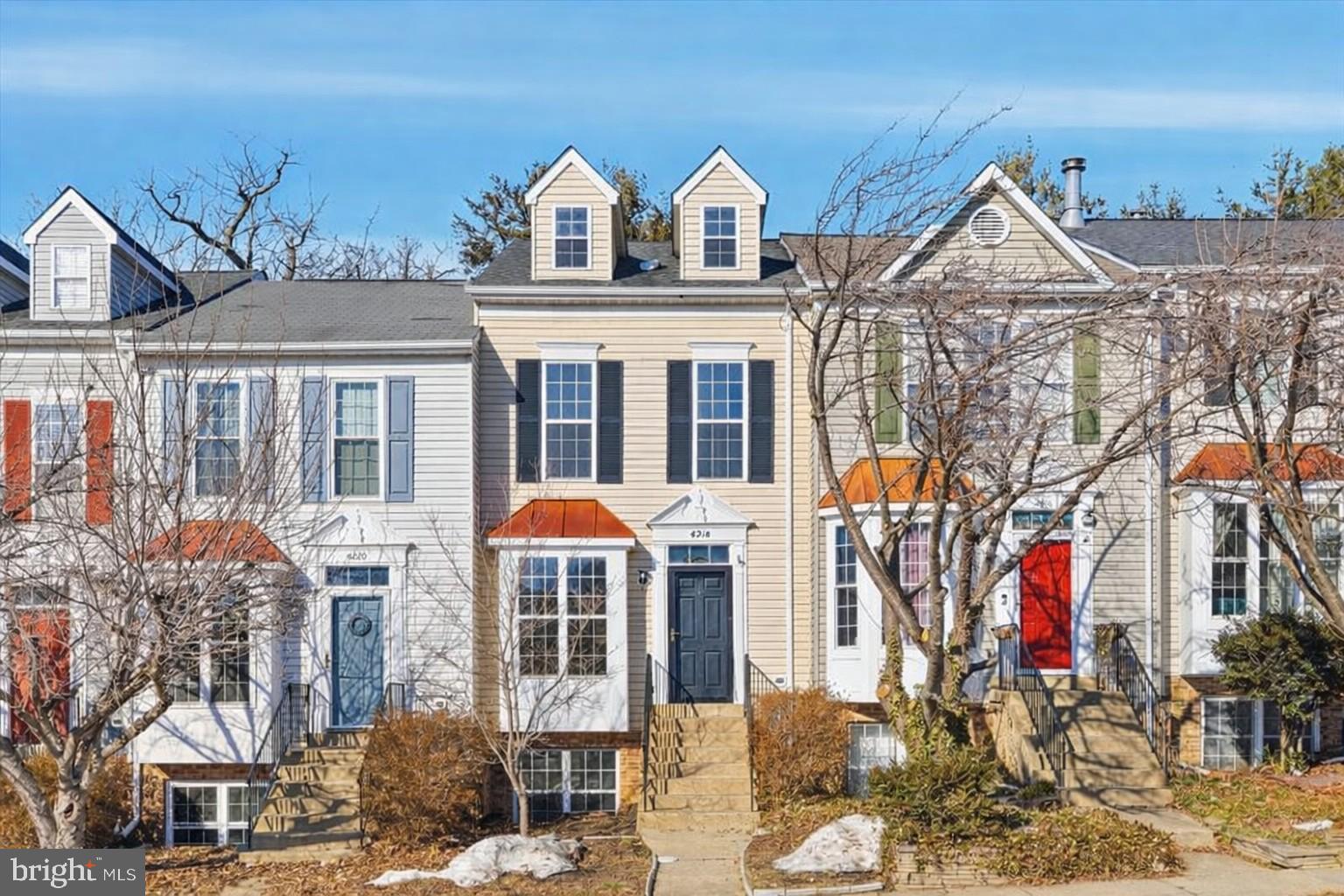 MONTCLAIR MEWS - Residential