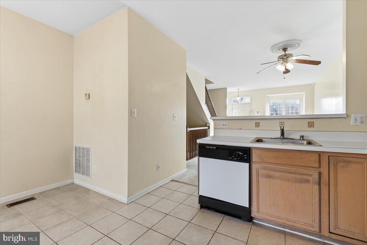 MONTCLAIR MEWS - Residential