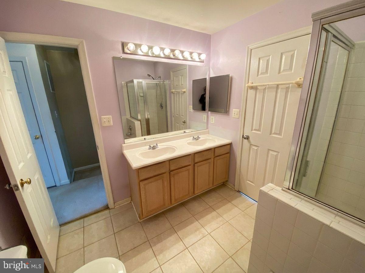 MONTCLAIR MEWS - Residential