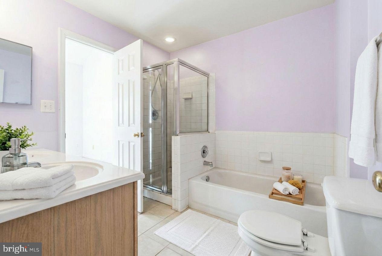 MONTCLAIR MEWS - Residential