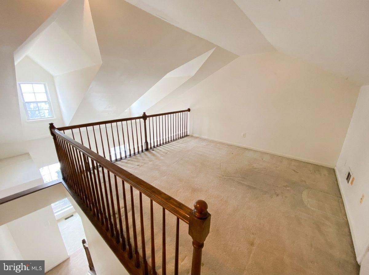 MONTCLAIR MEWS - Residential