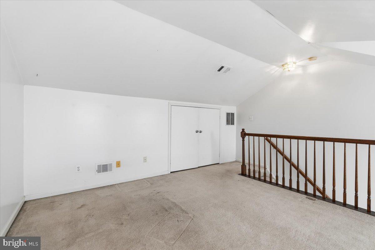 MONTCLAIR MEWS - Residential