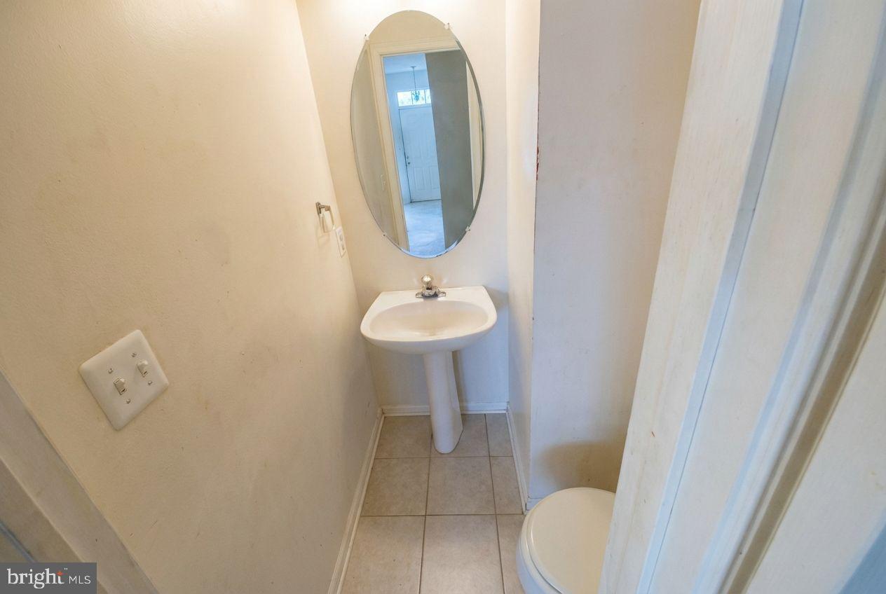 MONTCLAIR MEWS - Residential