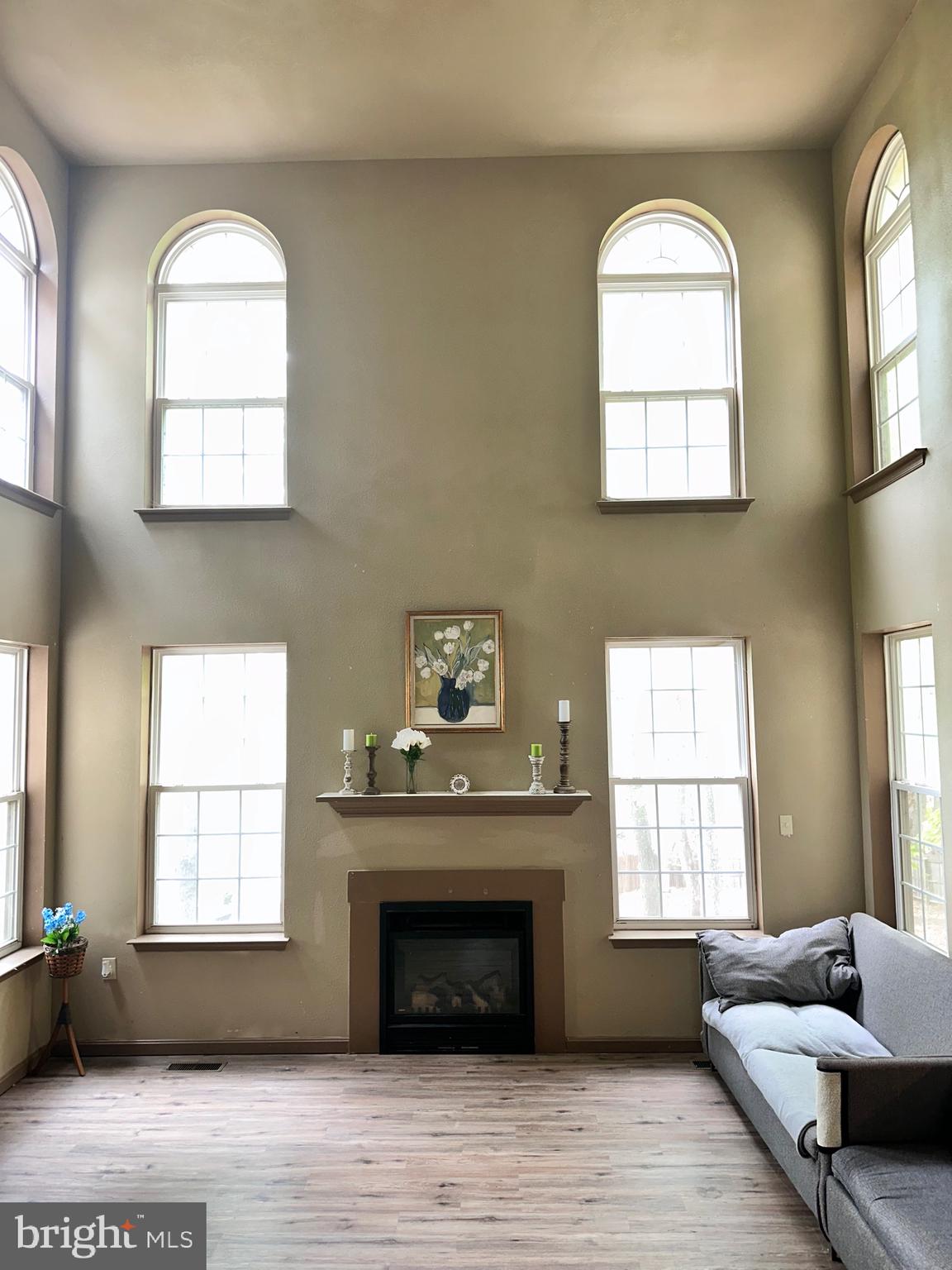 104 BONHILL DRIVE