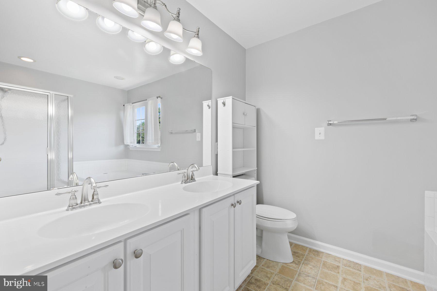 WAYSIDE VILLAGE - Residential