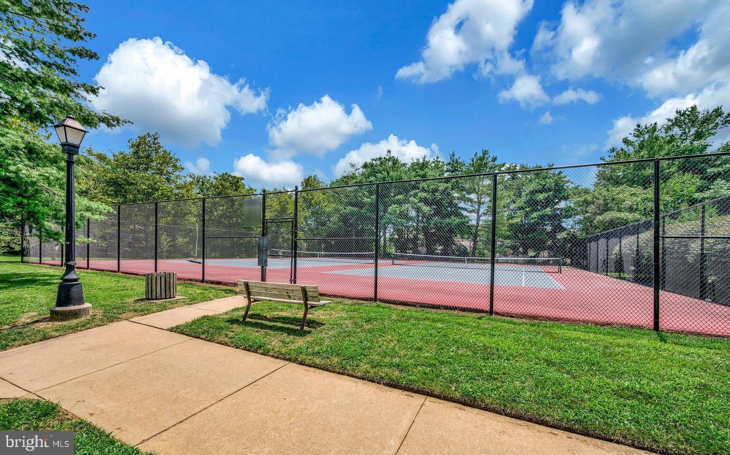 WAYSIDE VILLAGE - Residential