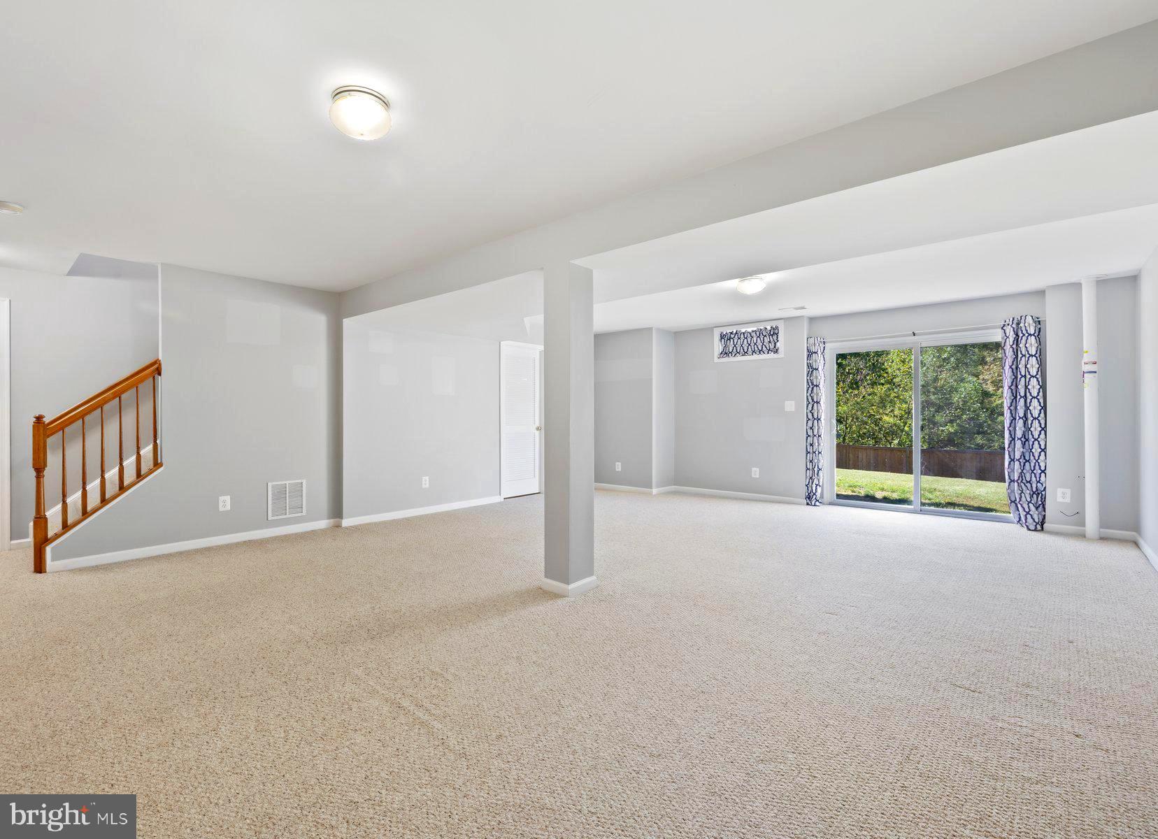 WAYSIDE VILLAGE - Residential