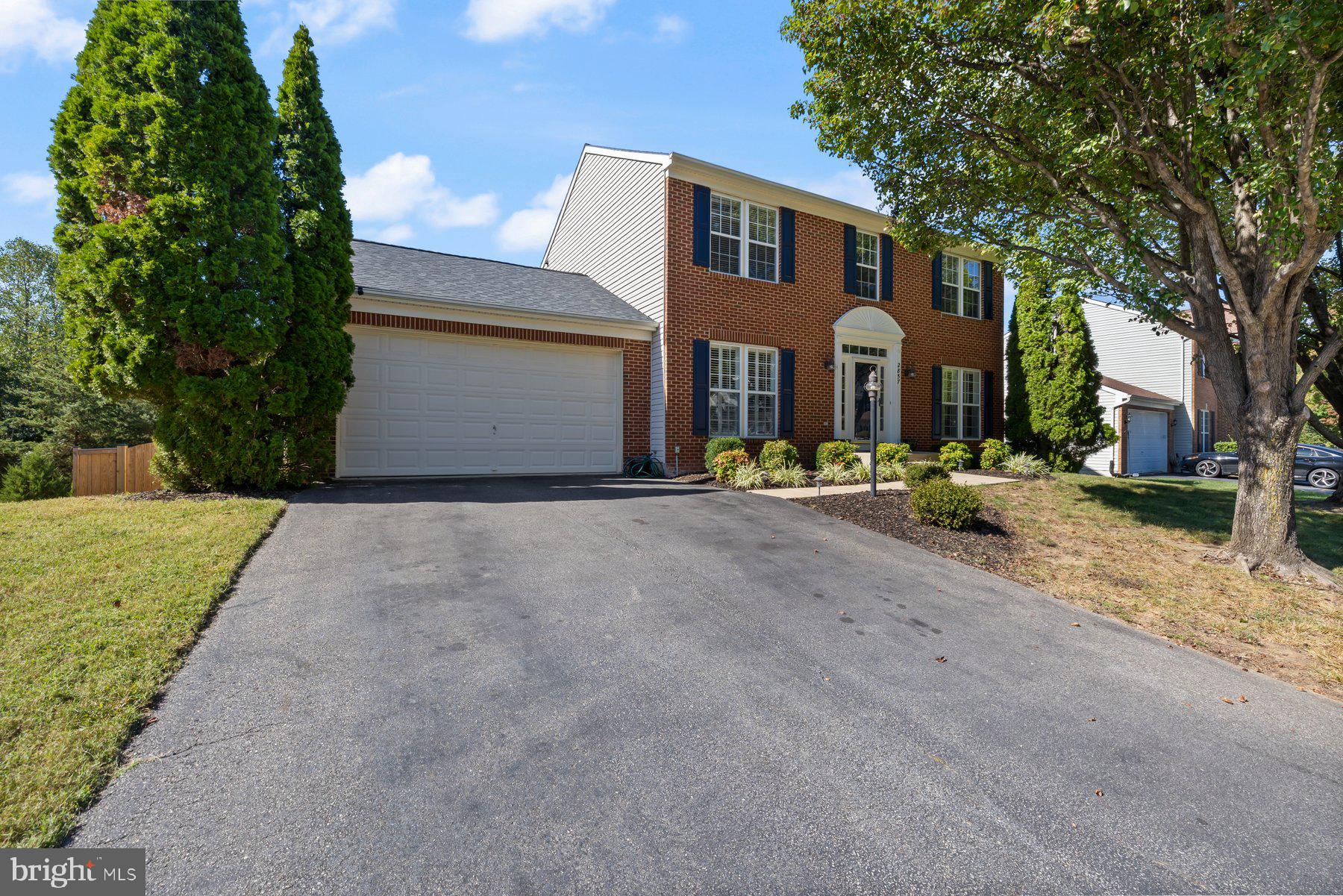 WAYSIDE VILLAGE - Residential