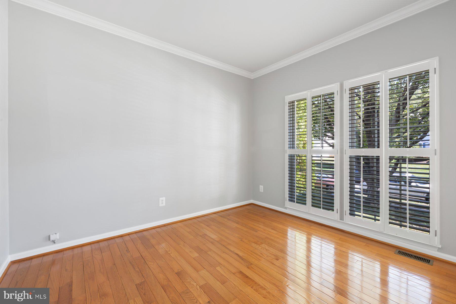 WAYSIDE VILLAGE - Residential