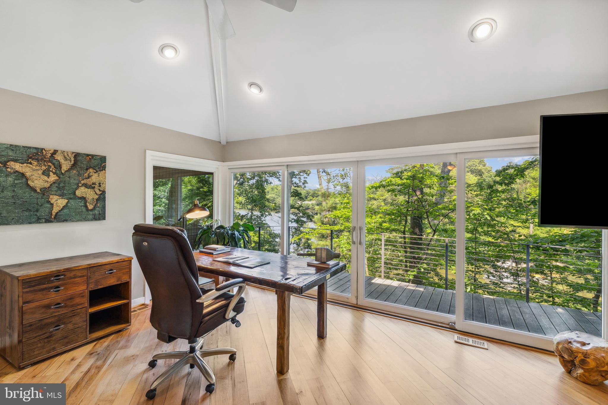 ADMIRAL HEIGHTS - Residential