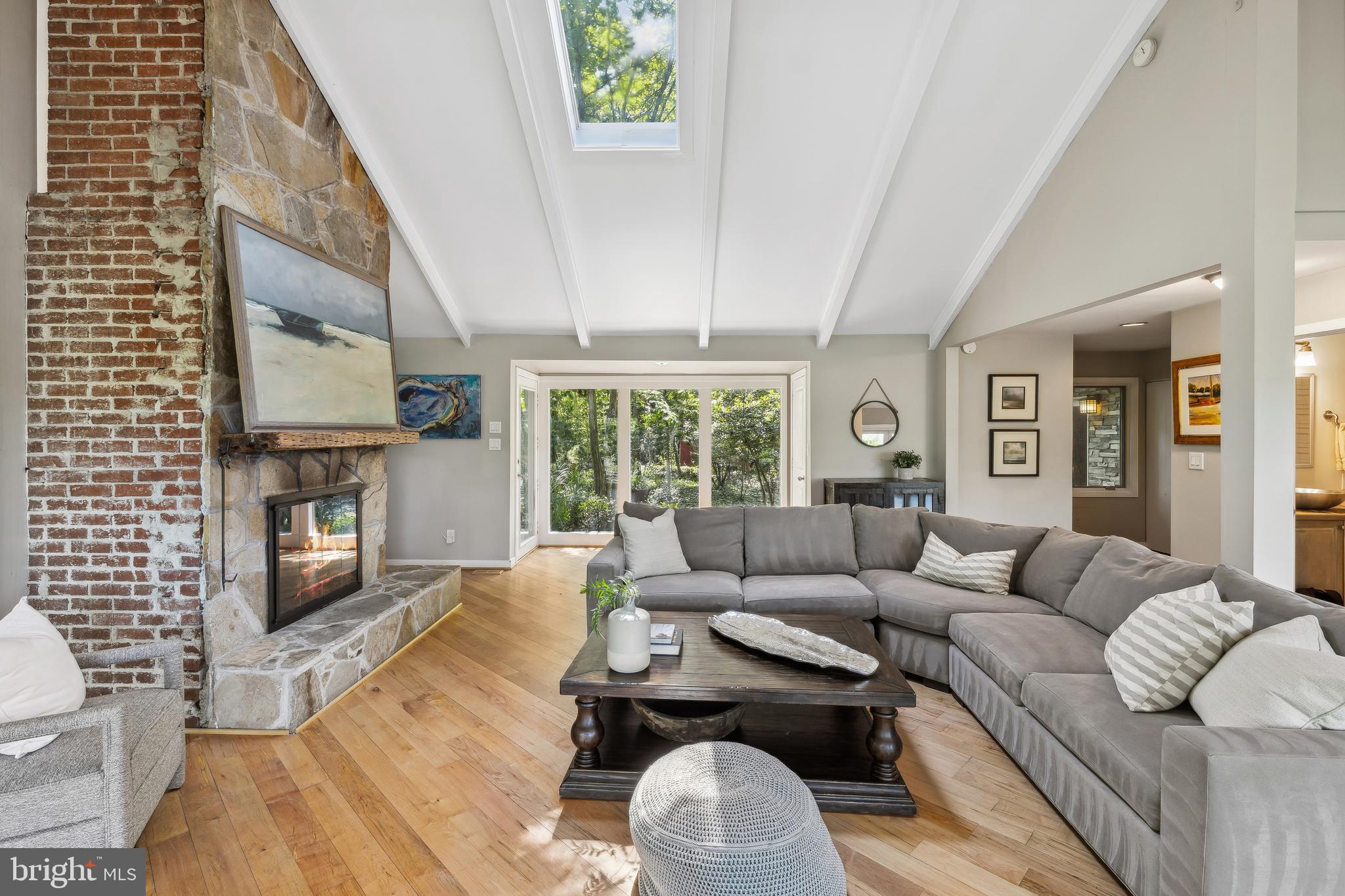 3 STEFFEN POINT HEIGHTS