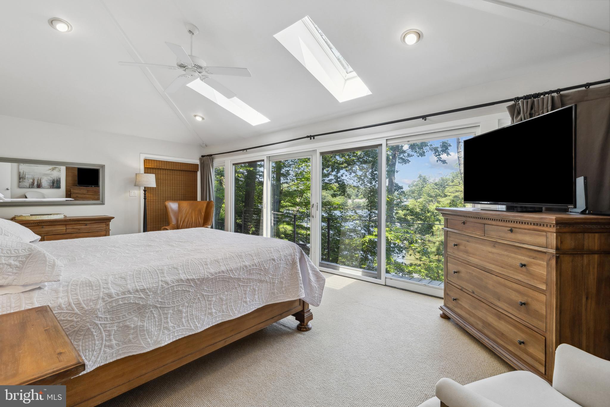 ADMIRAL HEIGHTS - Residential