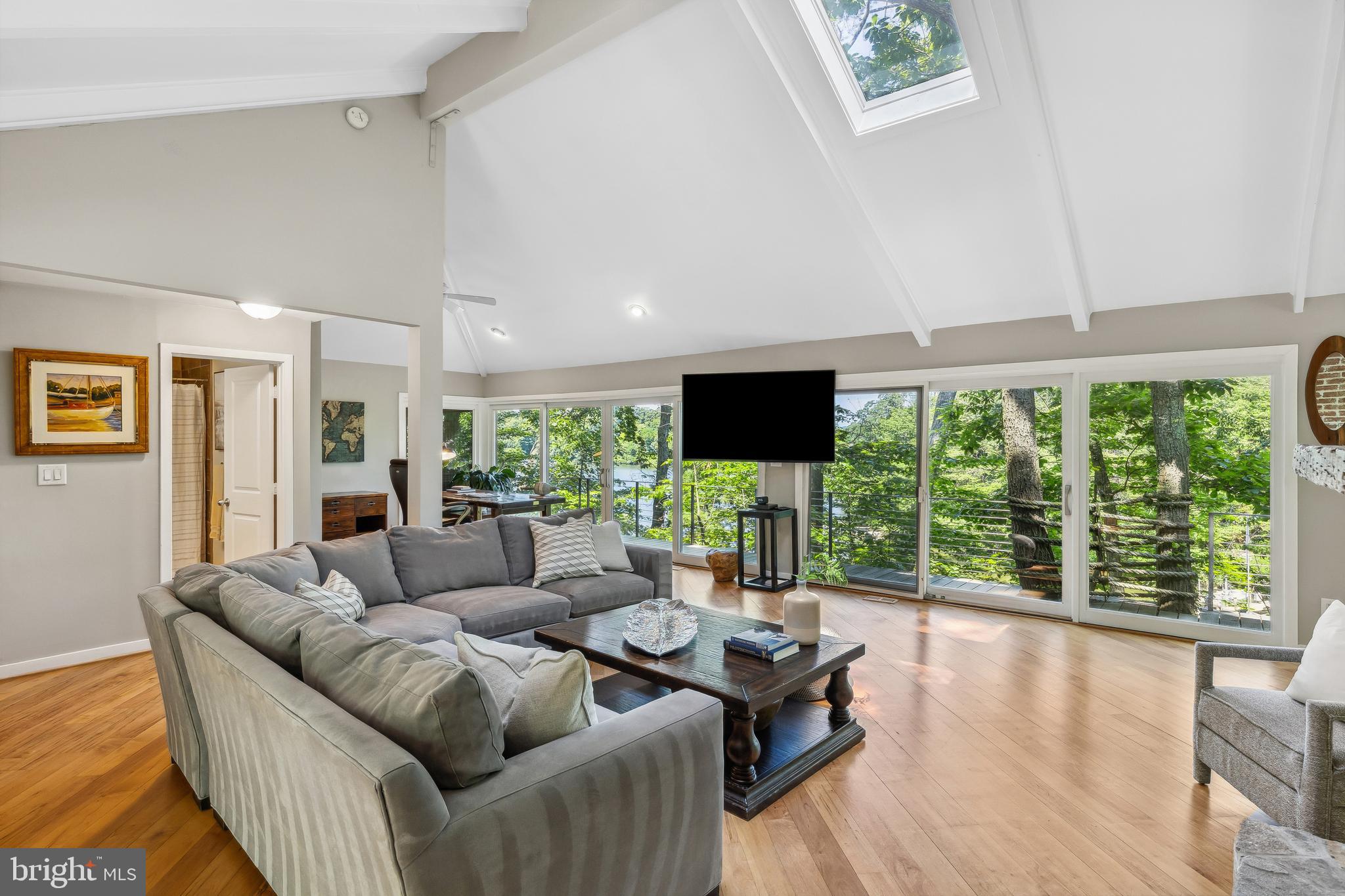 3 STEFFEN POINT HEIGHTS