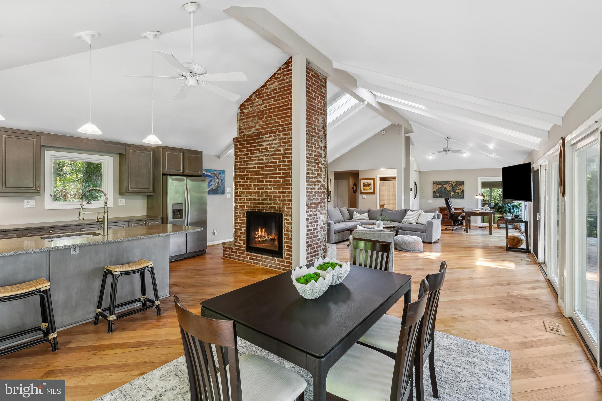 ADMIRAL HEIGHTS - Residential