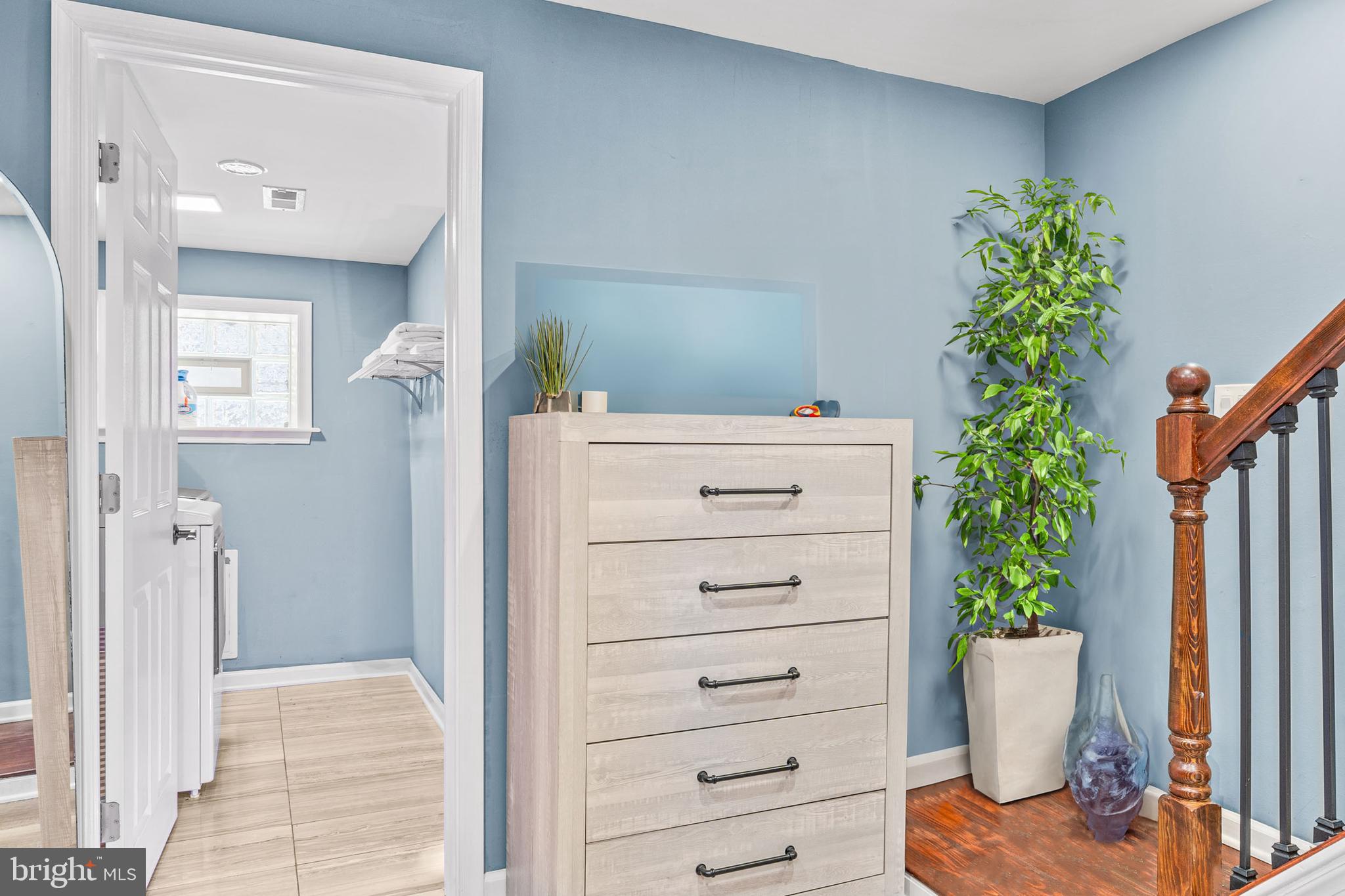 GERMANTOWN (EAST) - Residential