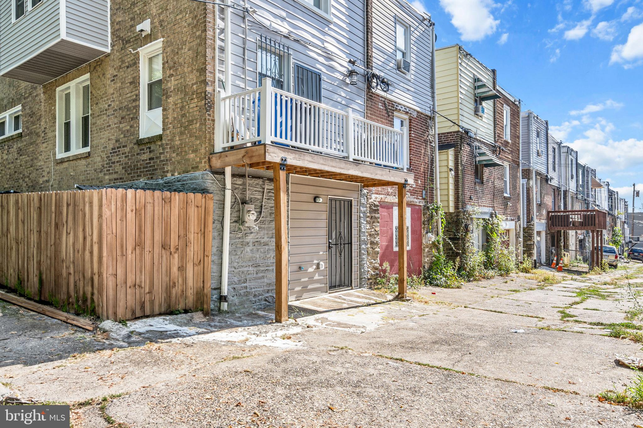 GERMANTOWN (EAST) - Residential