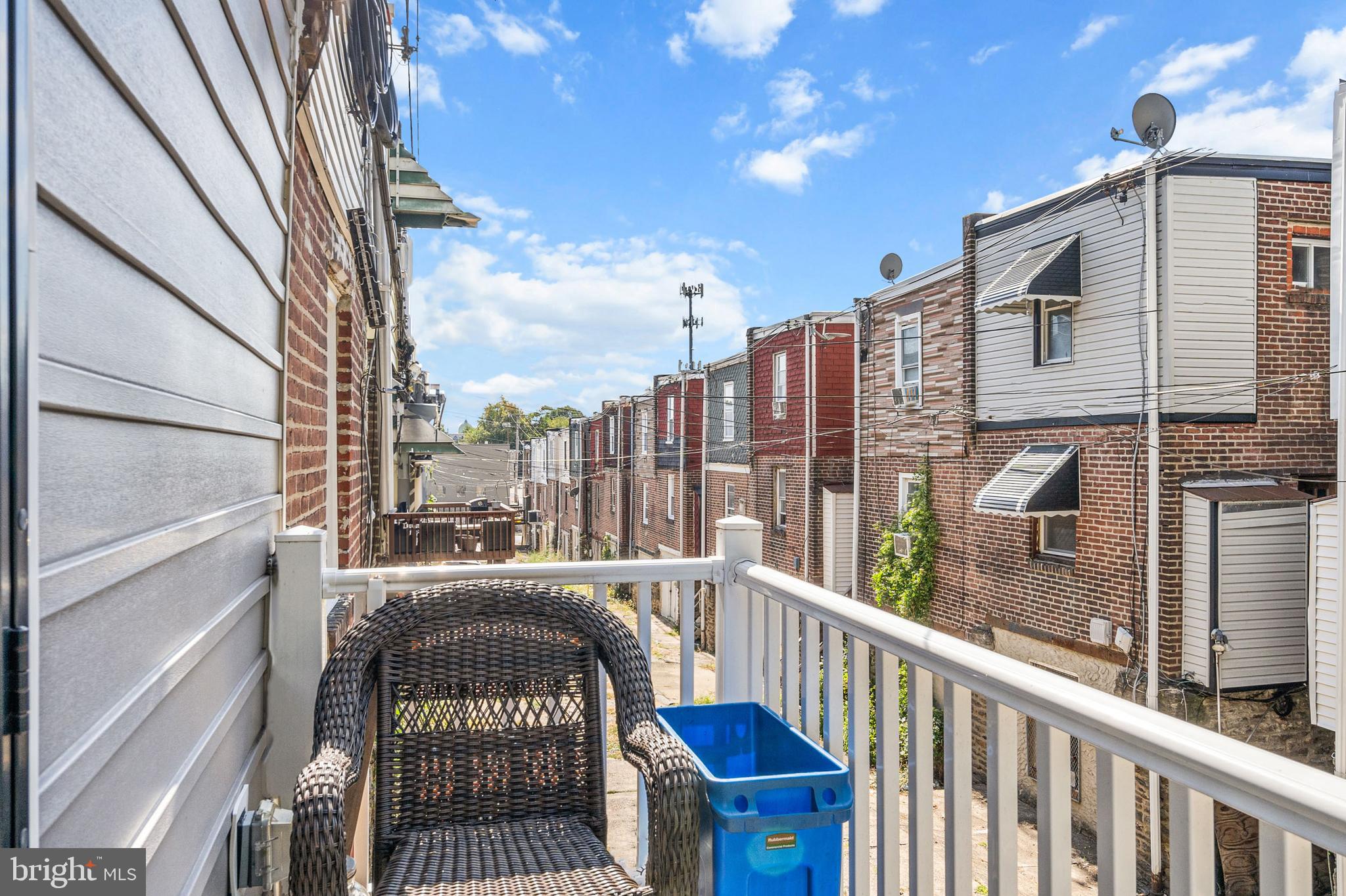 GERMANTOWN (EAST) - Residential