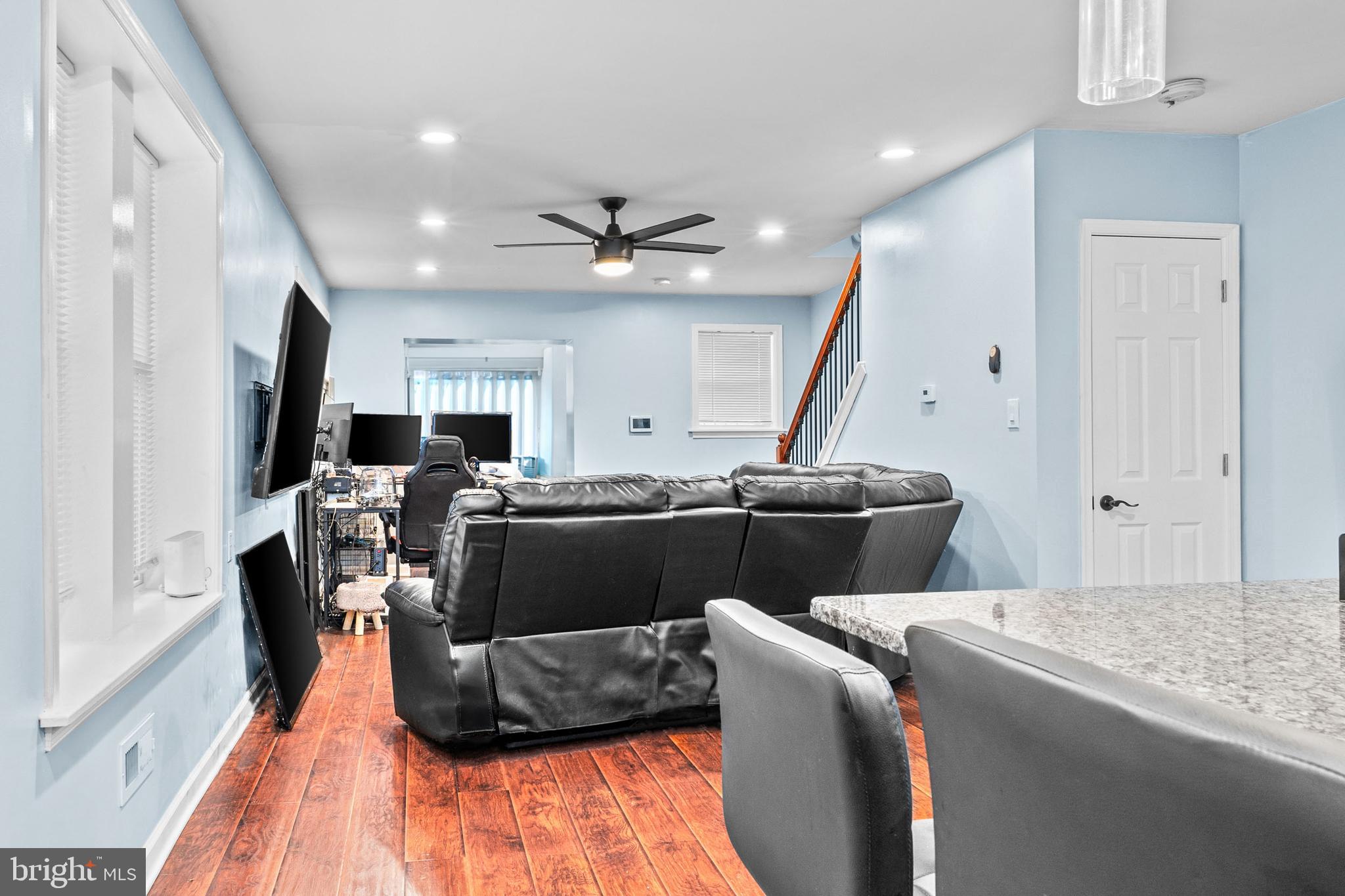 GERMANTOWN (EAST) - Residential