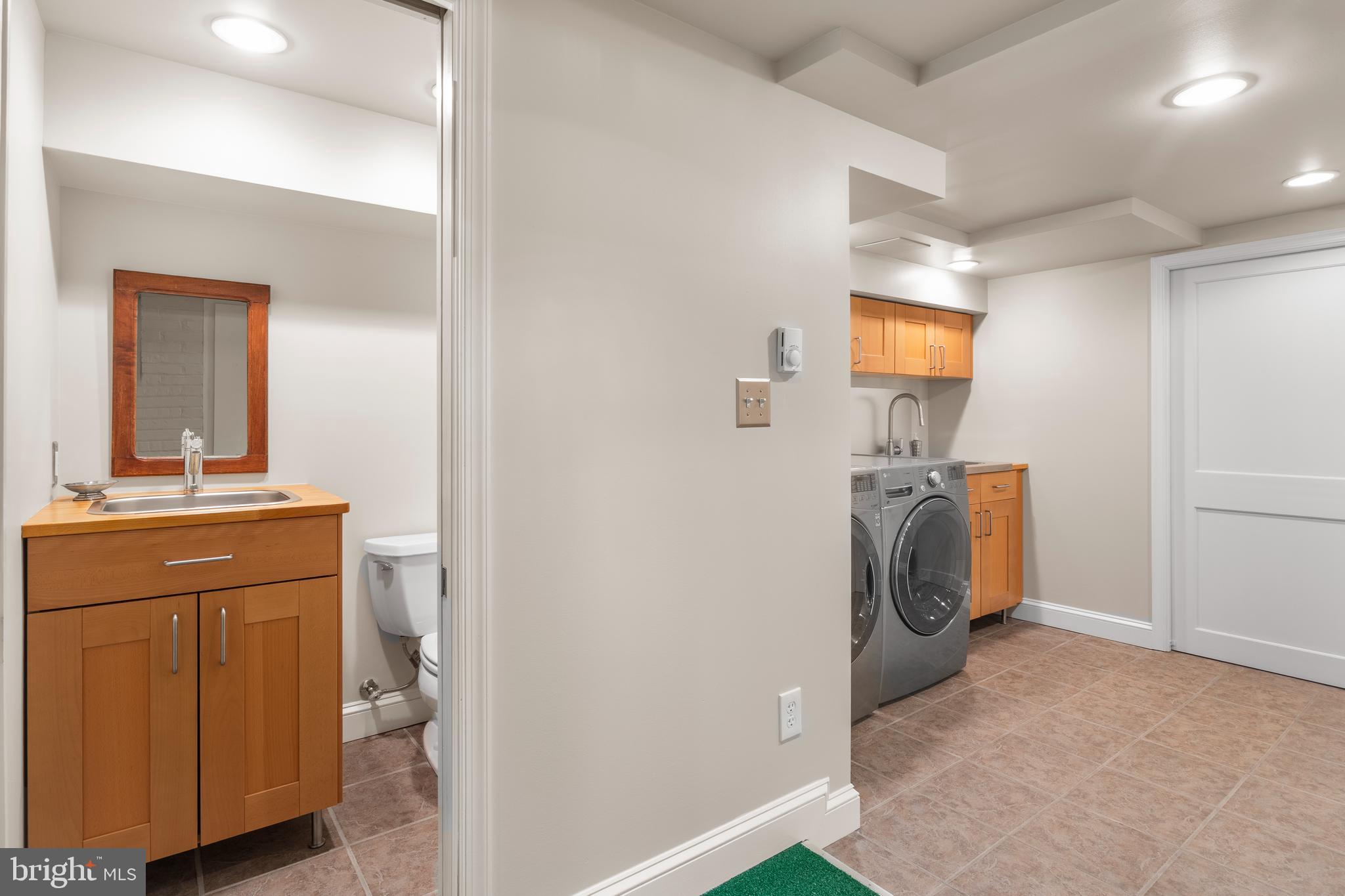 HUNTINGTON TERRACE - Residential