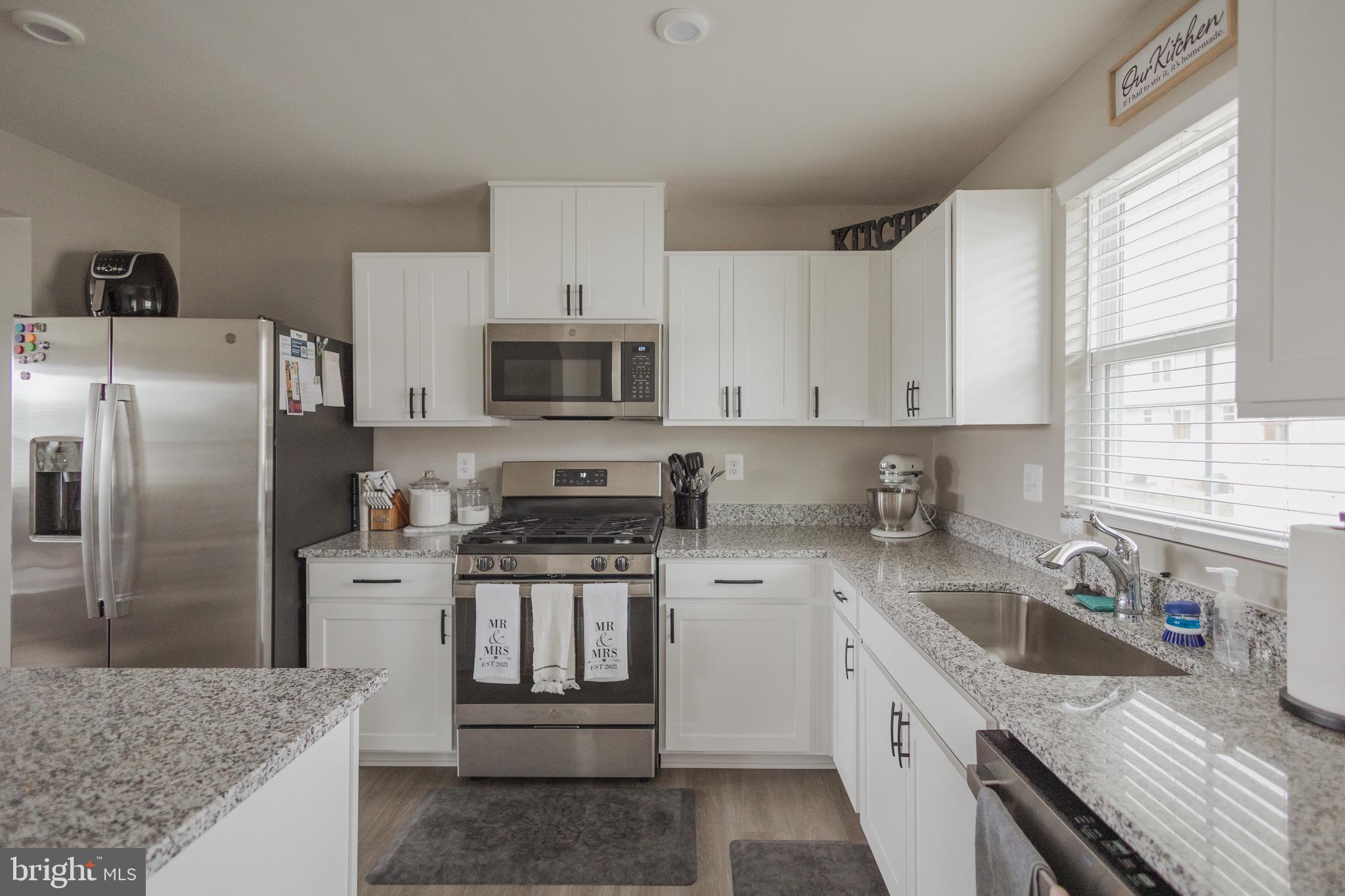 THE LAKES AT MARTINSBURG - Residential