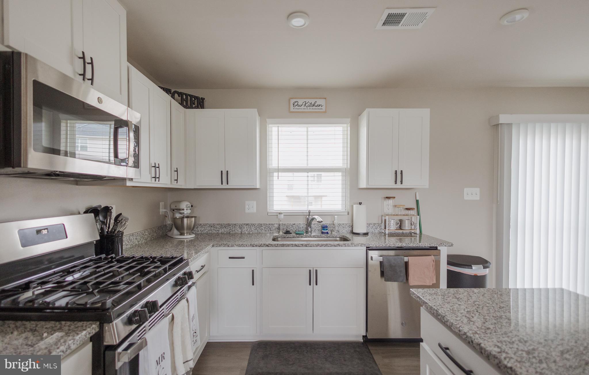 THE LAKES AT MARTINSBURG - Residential