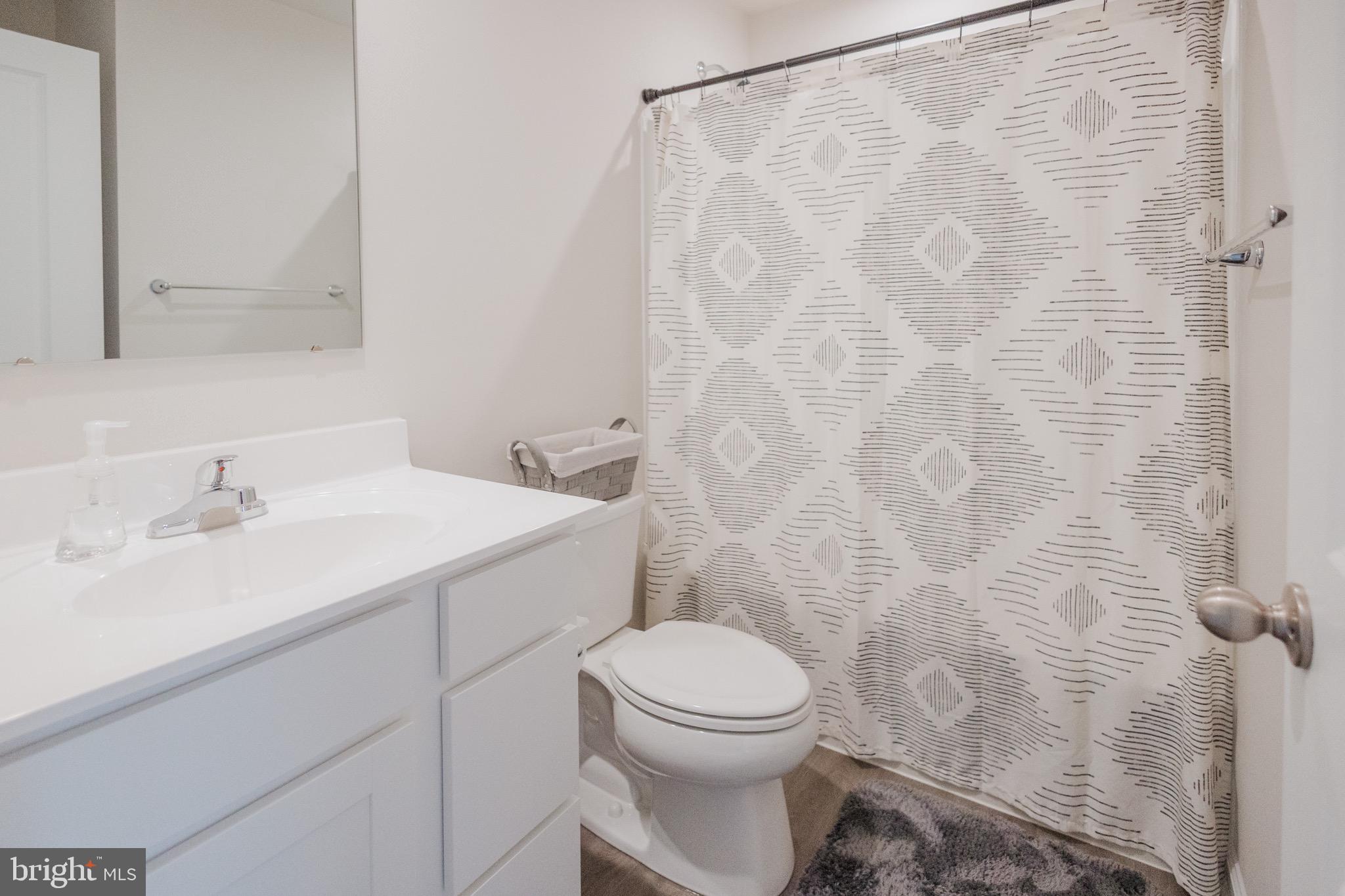 THE LAKES AT MARTINSBURG - Residential