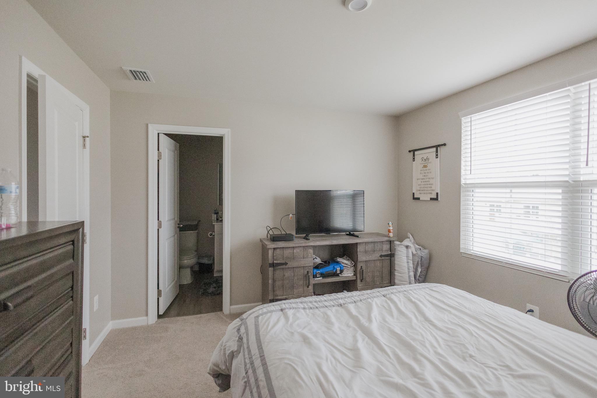 THE LAKES AT MARTINSBURG - Residential