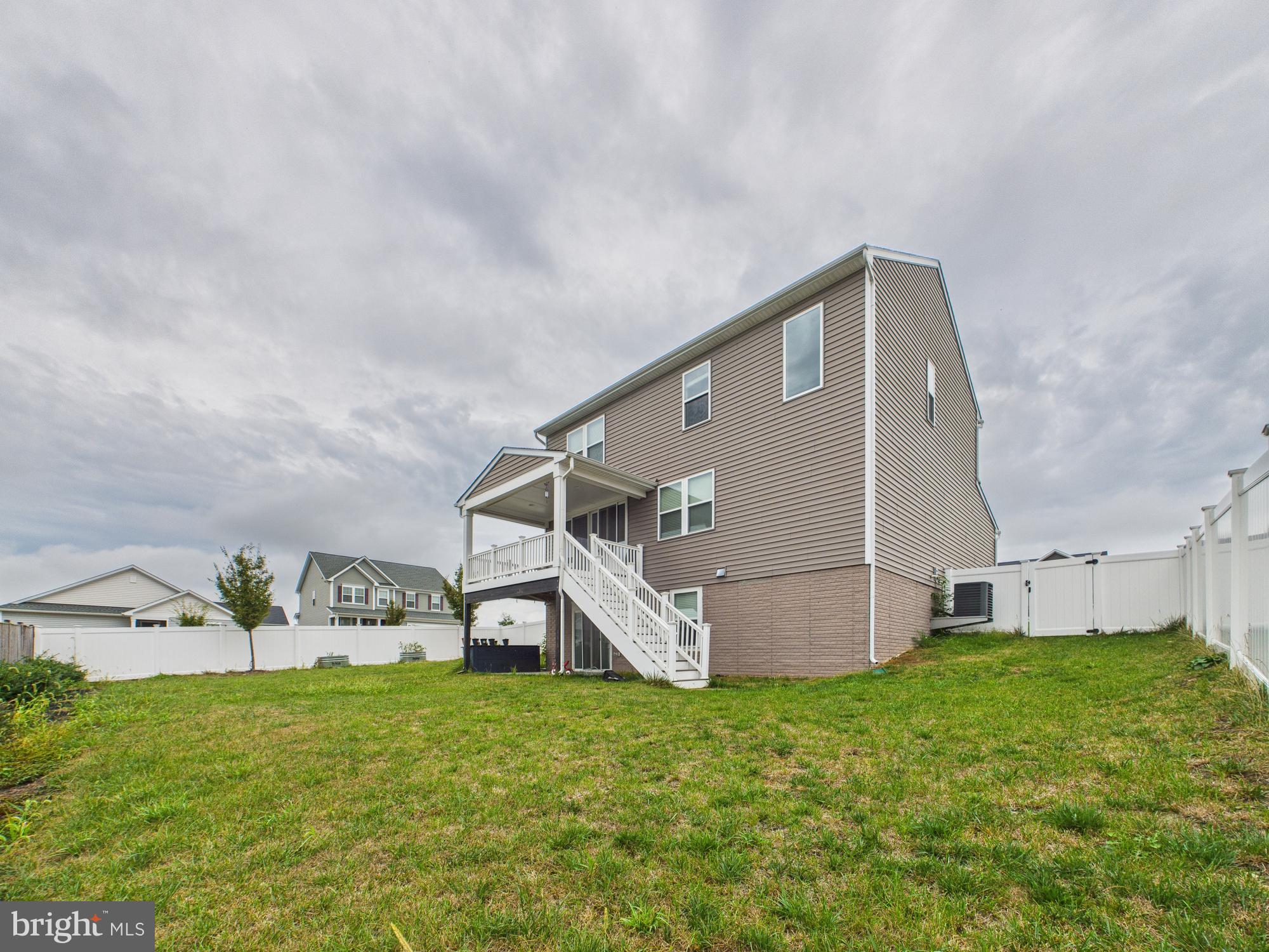 SOUTHERN HILLS - Residential