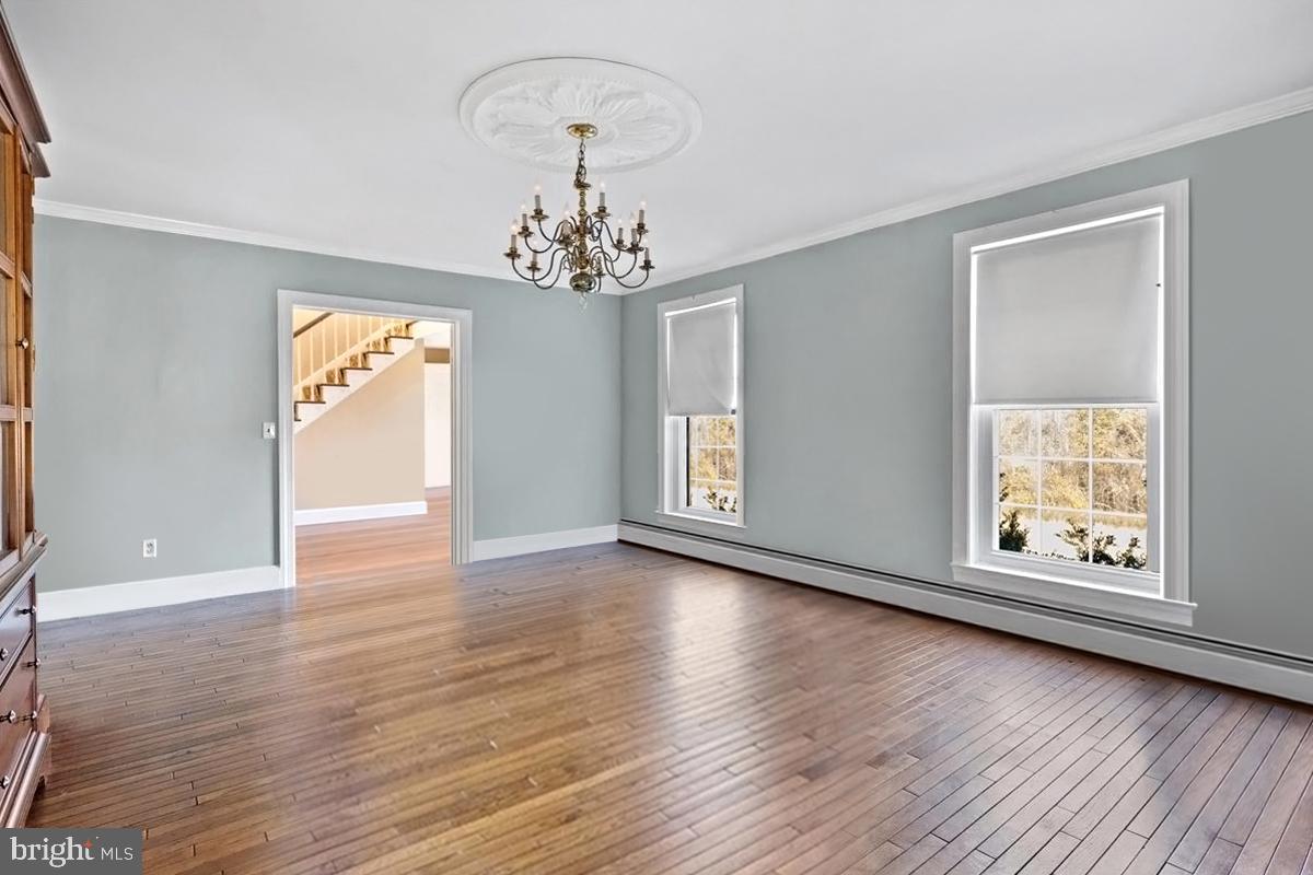 CANOE NECK CREEK - Farm