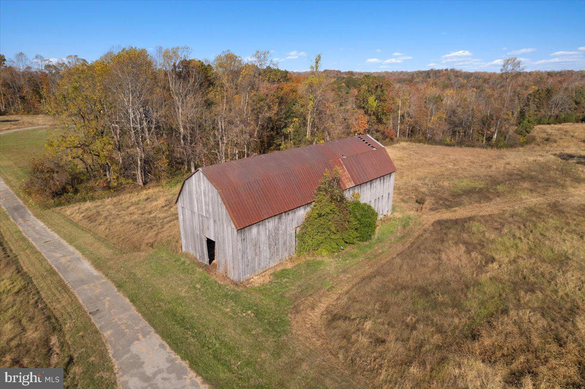 CANOE NECK CREEK - Farm