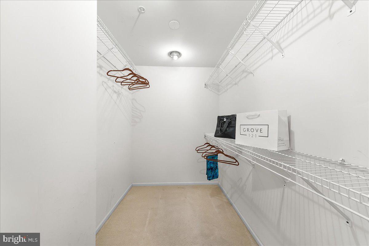 CENTER POINT FARM - Residential