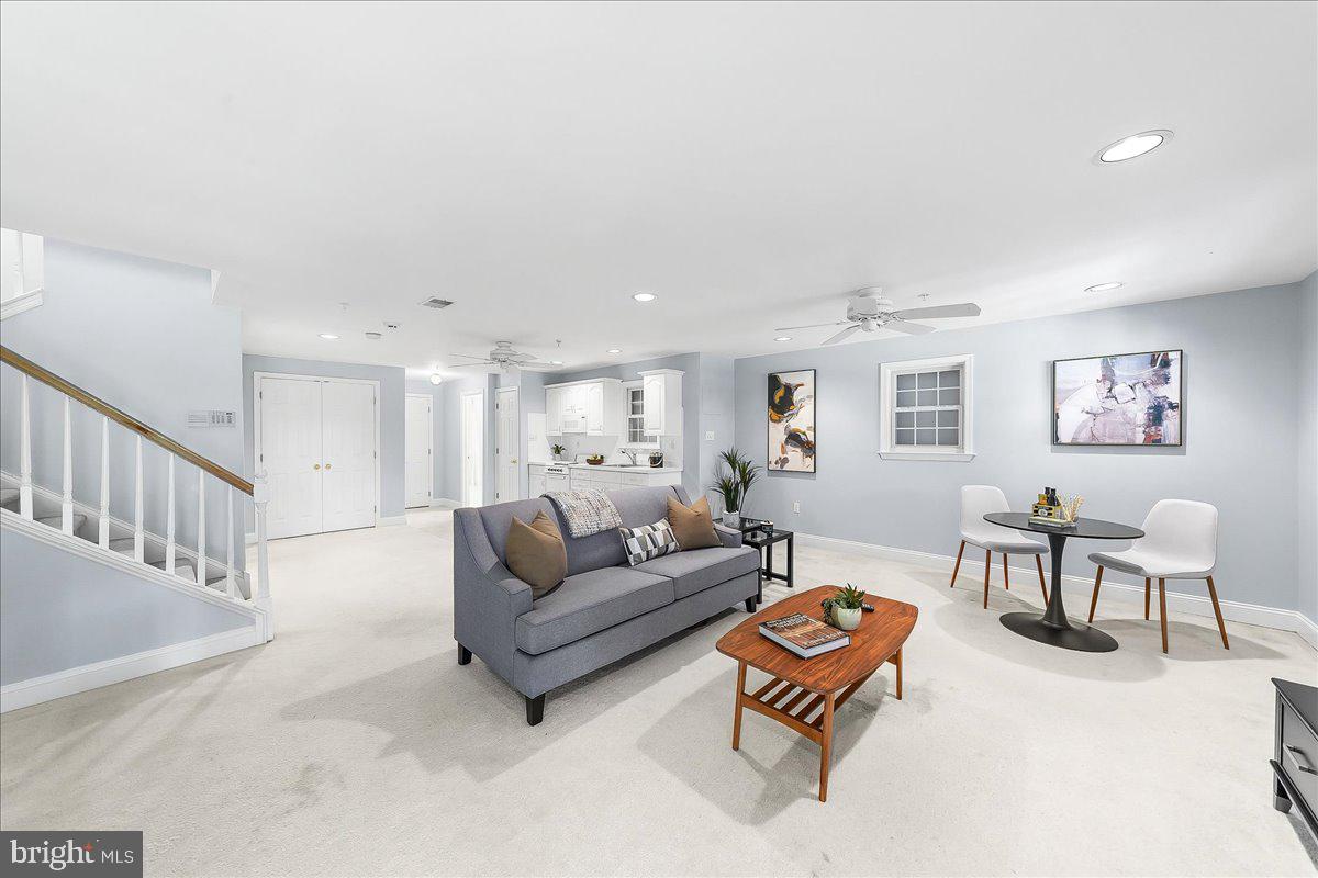 CENTER POINT FARM - Residential