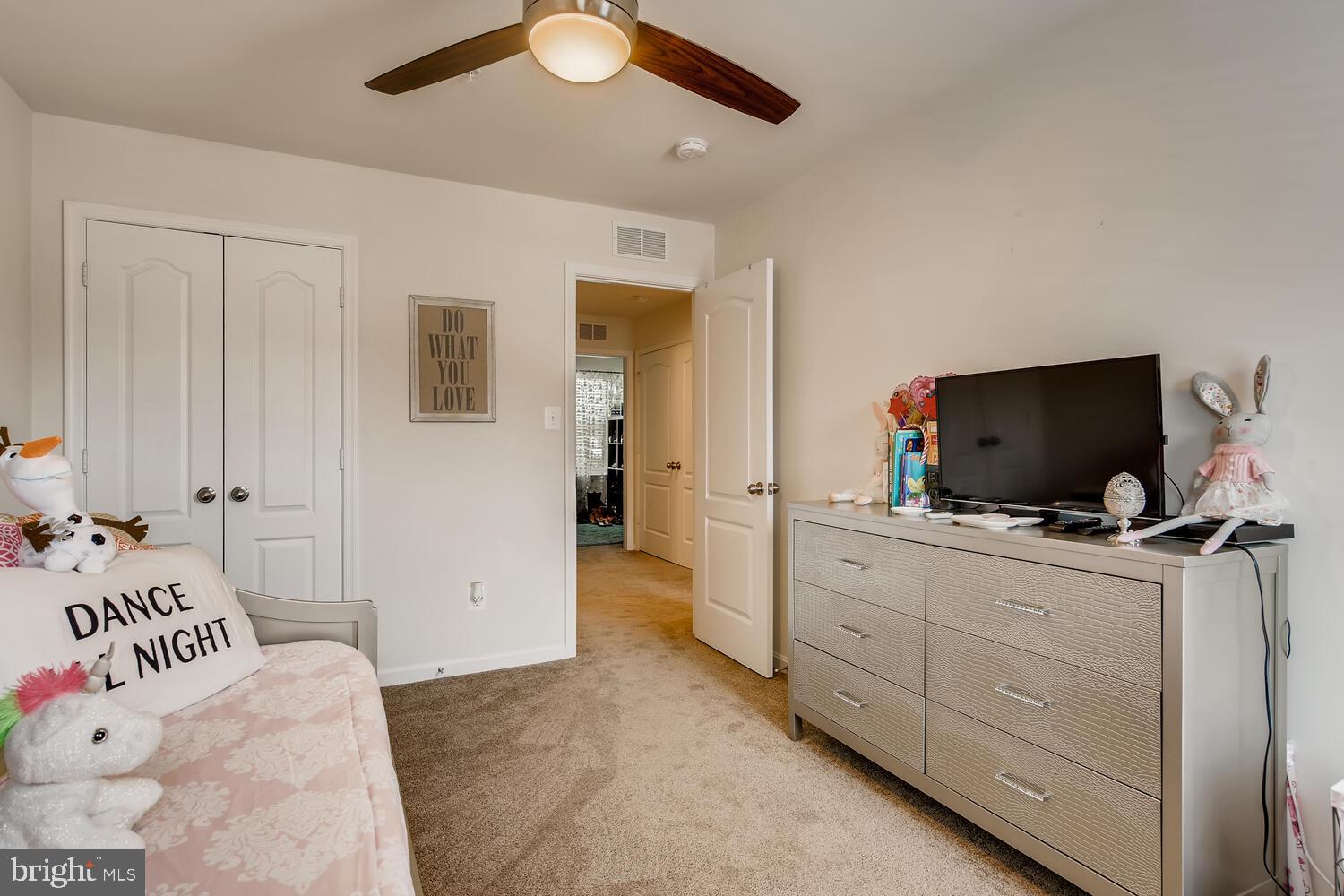 SPENCER WOODS - Residential