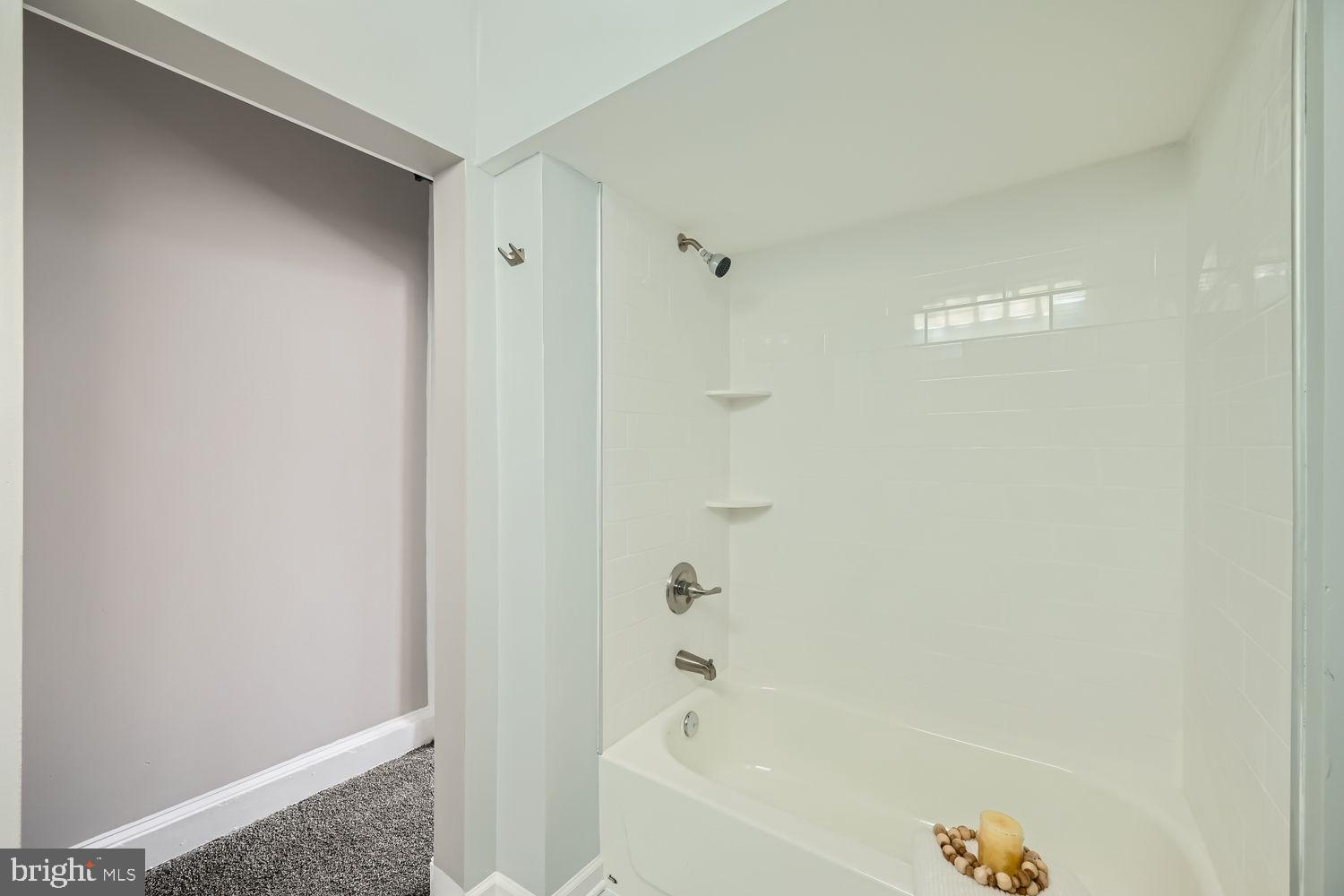WYMAN PARK HAMPDEN - Residential